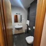 Rt U Sklopu Hotela Vucko- *