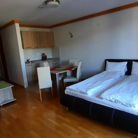 Rt Vucko Aparthotel *