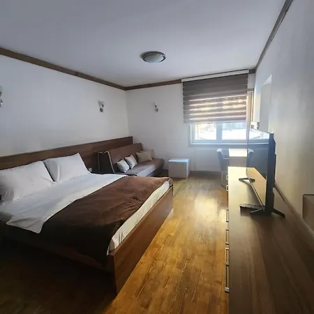 Rt U Sklopu Hotela Vucko-